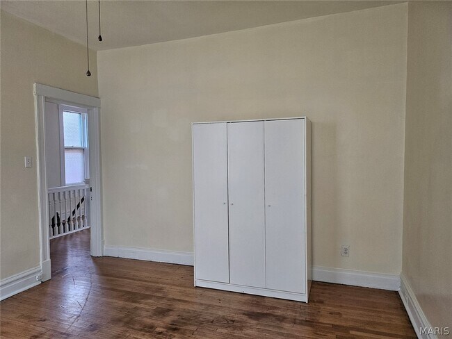 Building Photo - 3807 Potomac St