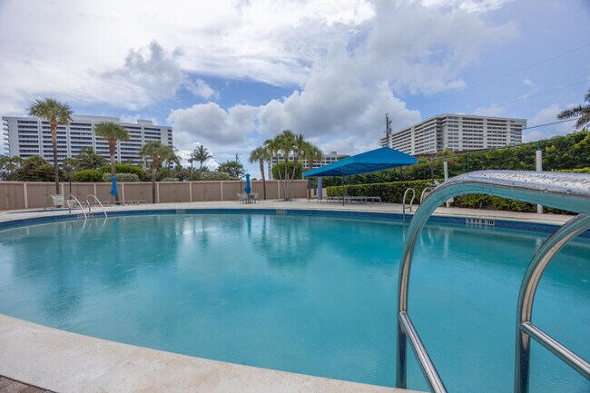 Building Photo - 1401 S Ocean Blvd