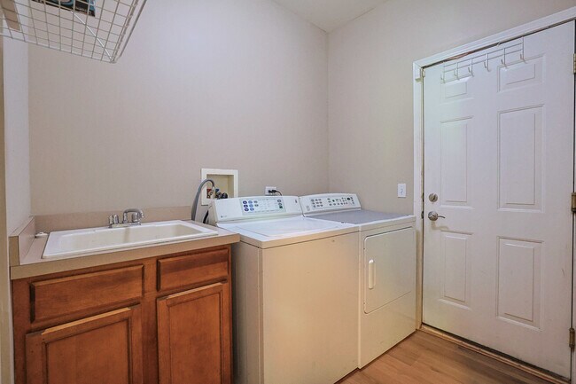 Building Photo - 153 Orchards Pass