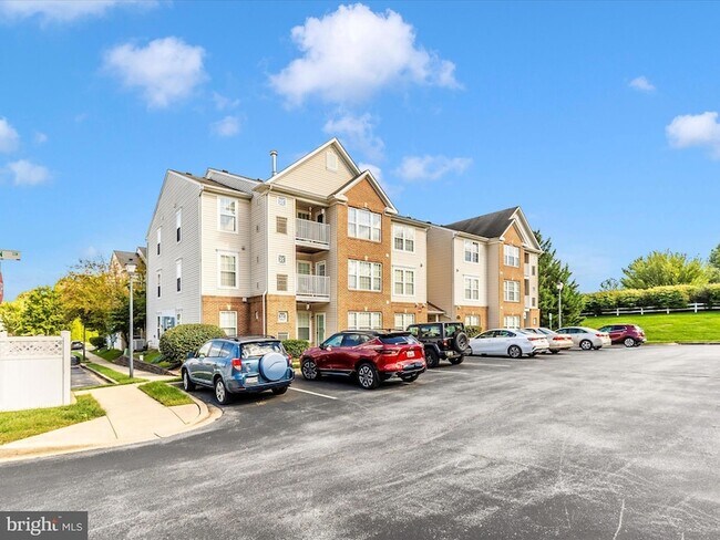 Building Photo - 501 Patton Cir