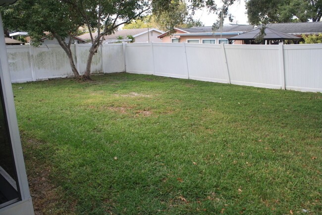 Building Photo - Updated 3 bed 1.5 bath in New Port Richey