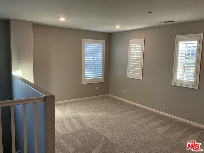 Building Photo - 20909 Mountain Gate Dr