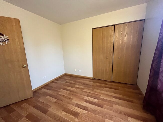 Building Photo - 2936 Deerpath Ln