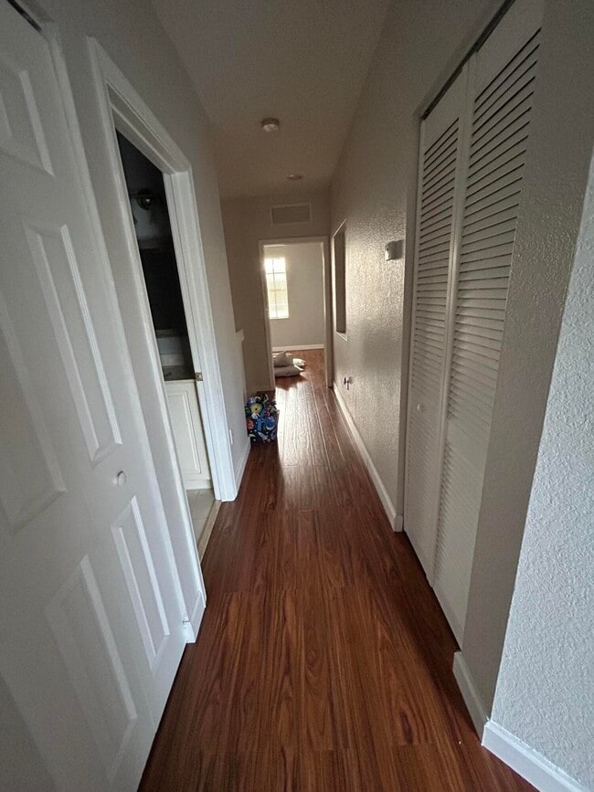 Building Photo - 2673 SW 85th Ave