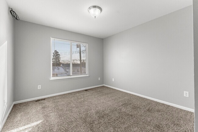 Building Photo - 13165 Turnberry