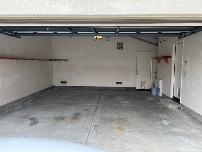 Building Photo - 13561 Lavender Way