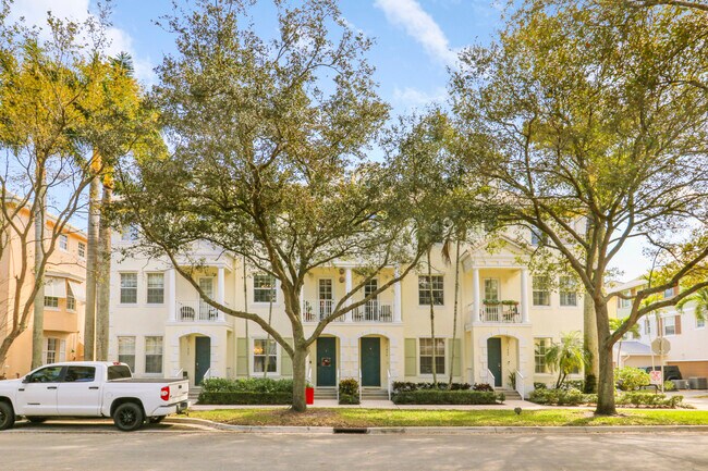 Building Photo - 1472 Corbison Point Pl