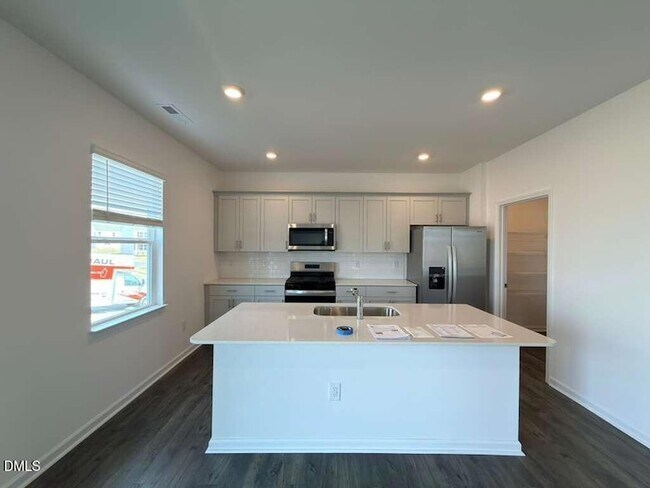 Building Photo - 109 Pantaneiro Wy