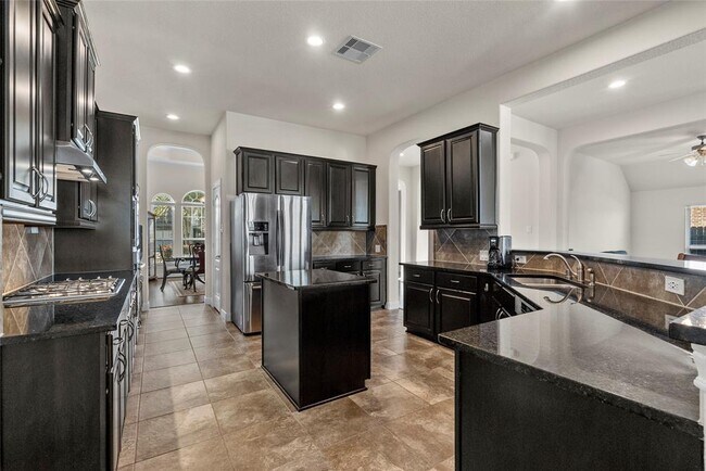 Building Photo - 20306 Fossil Valley Ln