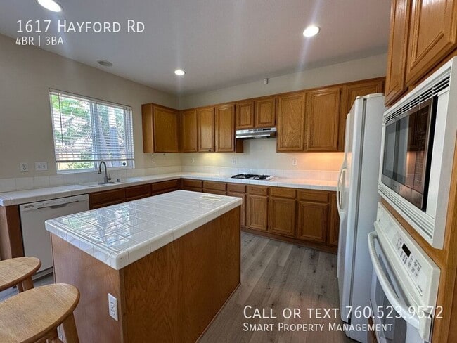 Building Photo - 1617 Hayford Rd