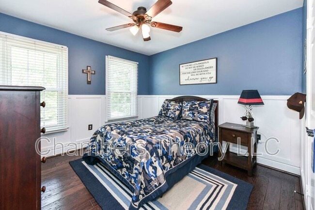 Building Photo - 6412 Gristmill Square Trce