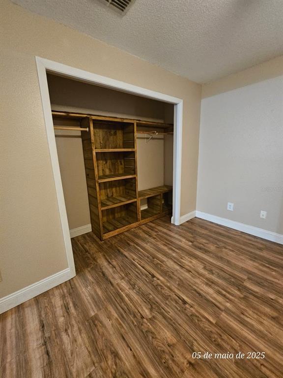 Building Photo - 1144 Epson Oaks Way