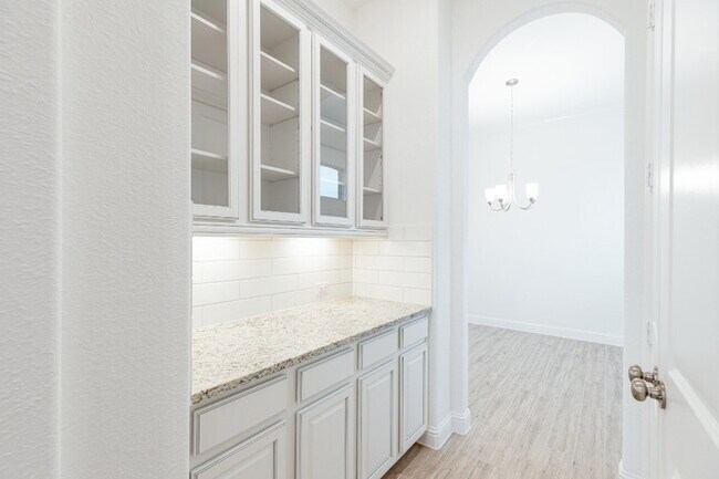 Building Photo - 1403 Woodson Rdg Ln