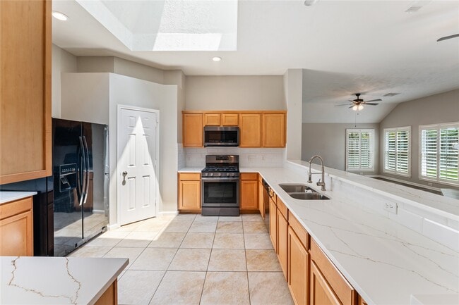 Building Photo - 5935 Sawyer Bend Ln