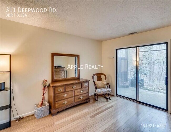 Building Photo - 311 Deepwood Rd