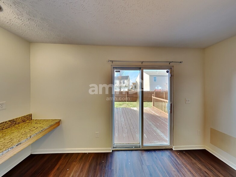 Building Photo - 8803 Greylag Loop