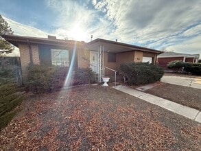Building Photo - Morris Heights Home