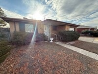 Building Photo - Morris Heights Home