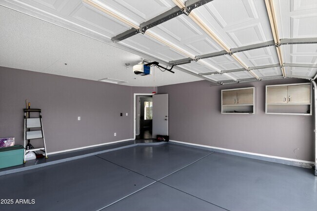 Building Photo - 8828 E Riviera Dr