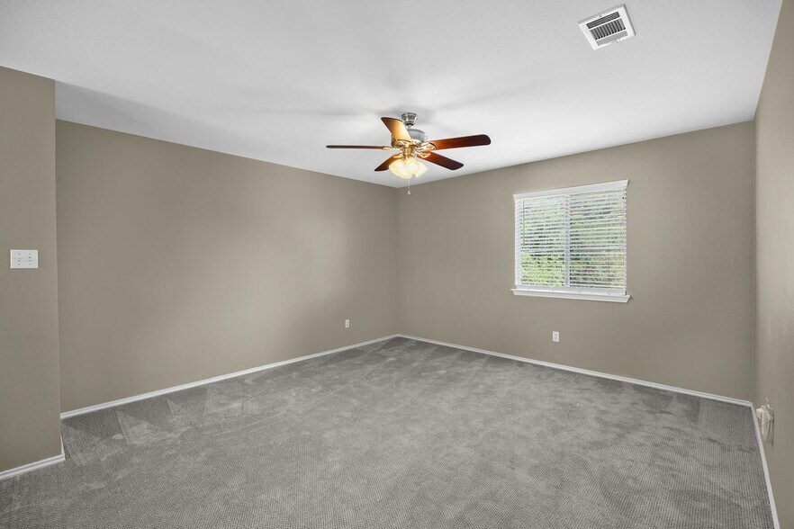 Building Photo - 8404 Tyhurst Dr