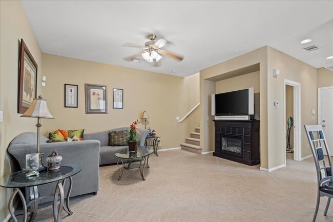 Building Photo - Beautiful Tuscan Inspired 3 Bedroom Home in Centennial Hills