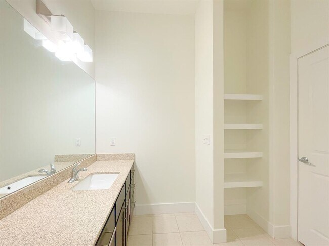 Building Photo - 2400 Louis Henna Blvd