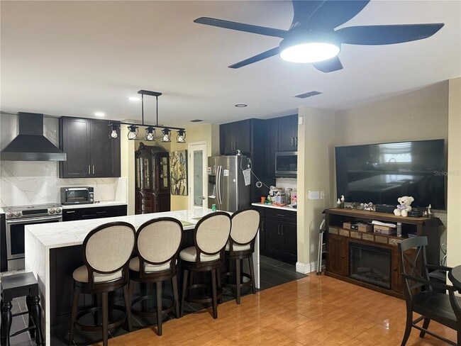 Building Photo - 725 Bristol Forest Way