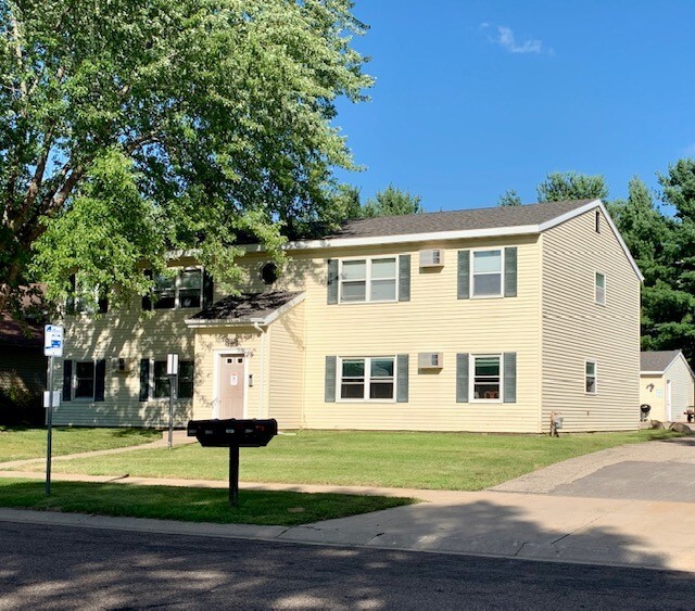 Building Photo - Northern Valley Apartments