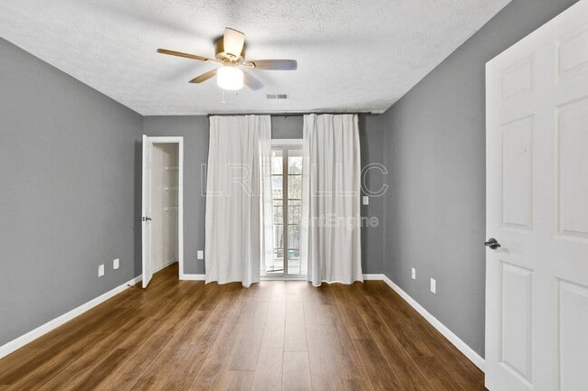 Building Photo - 8439 Grand Trevi Dr