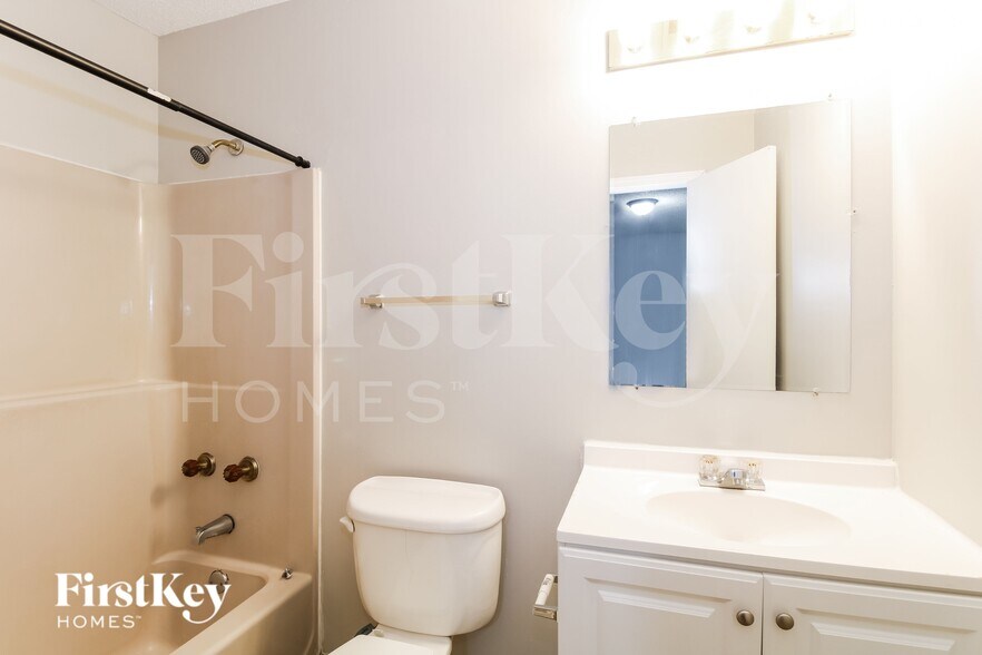 Building Photo - 5311 Virgil Rd