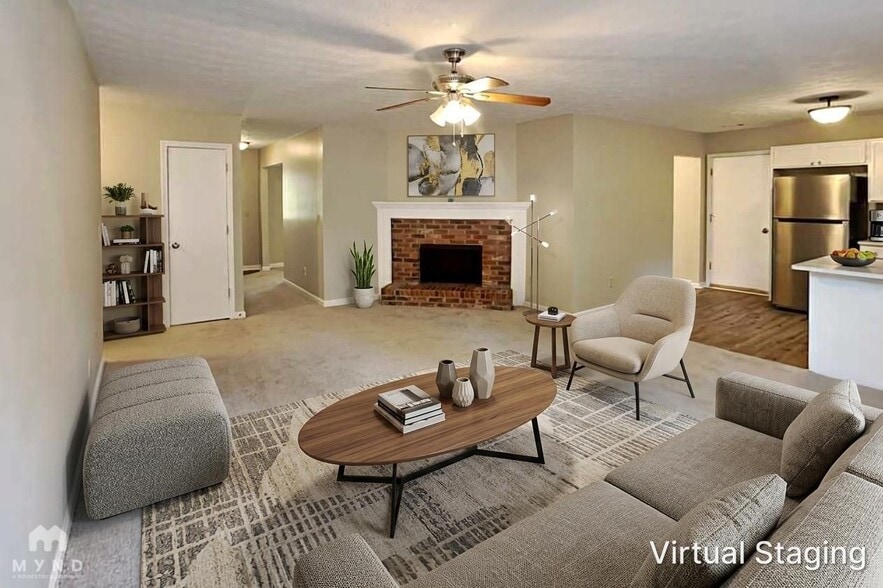 Building Photo - 5631 Regency Manor Ct