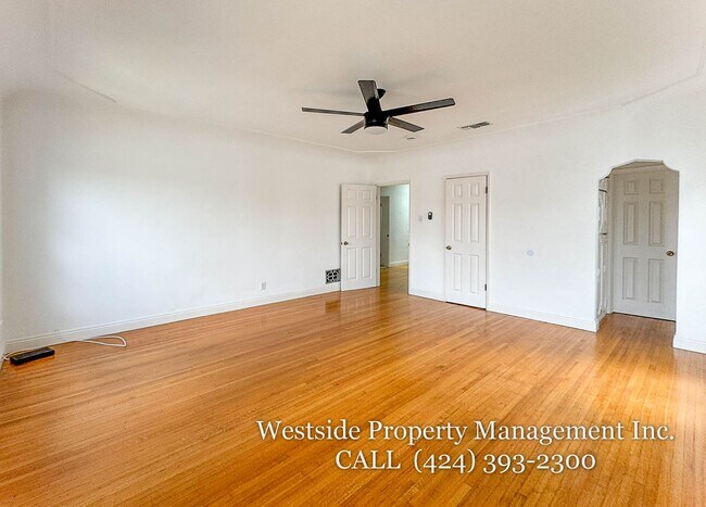 Building Photo - 9369 W Olympic Blvd