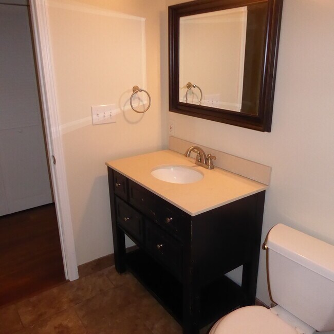 Building Photo - 44 Broadway