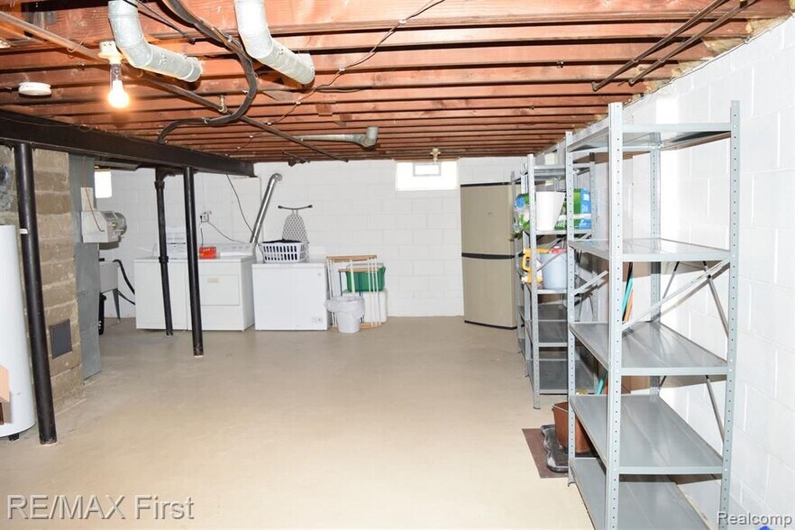 Building Photo - 2666 Catalpa Dr