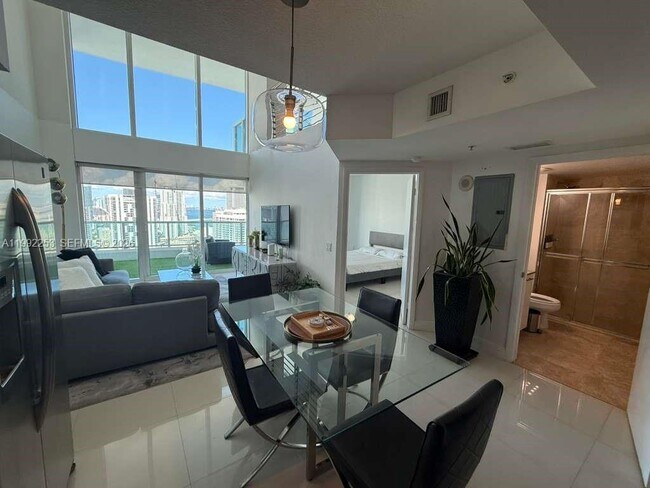 Building Photo - 41 SE 5th St