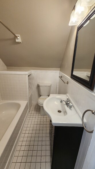 Building Photo - 3790 W 22nd Pl