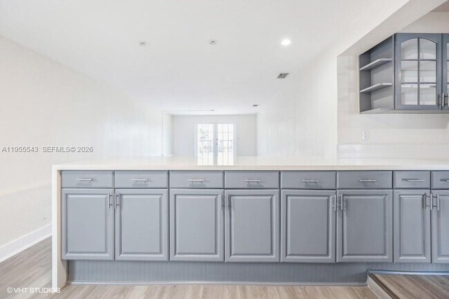 Building Photo - 759 81st St