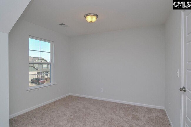 Building Photo - 356 Hollow Cove Rd