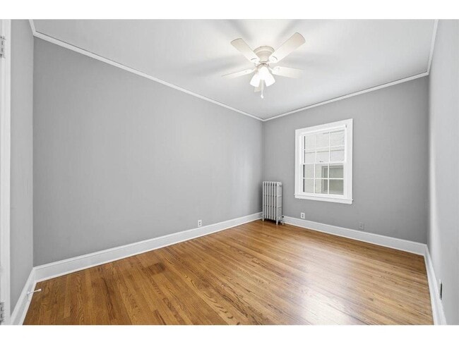 Building Photo - 3540 Irving Ave S