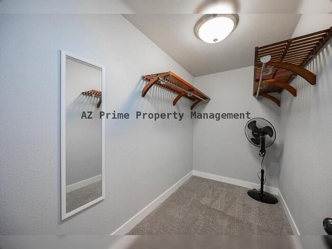 Building Photo - 2229 N 87th Way