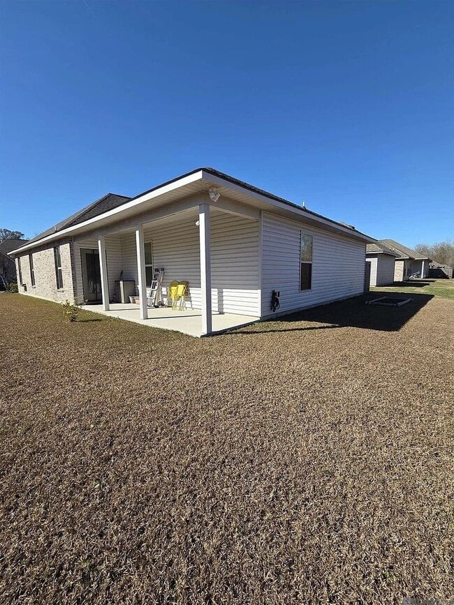 Building Photo - 4 Bedroom House Available July 2026|Near LSU | Geaux Tigers