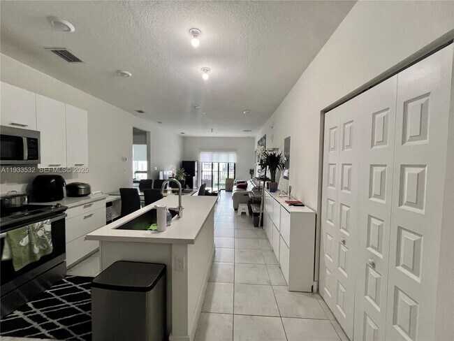 Building Photo - 8301 NW 41st St