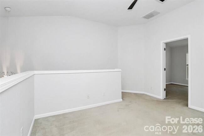 Building Photo - 10978 Princeton Village Dr