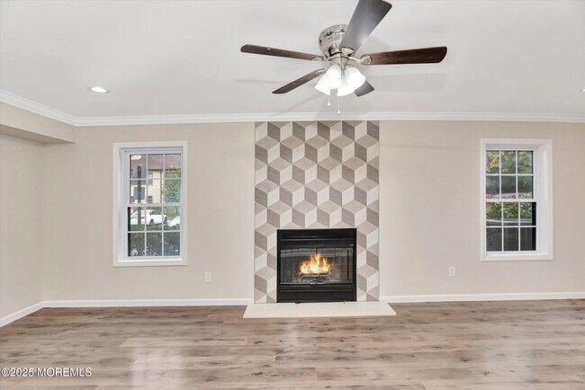 Building Photo - 1508 Wellington Pl