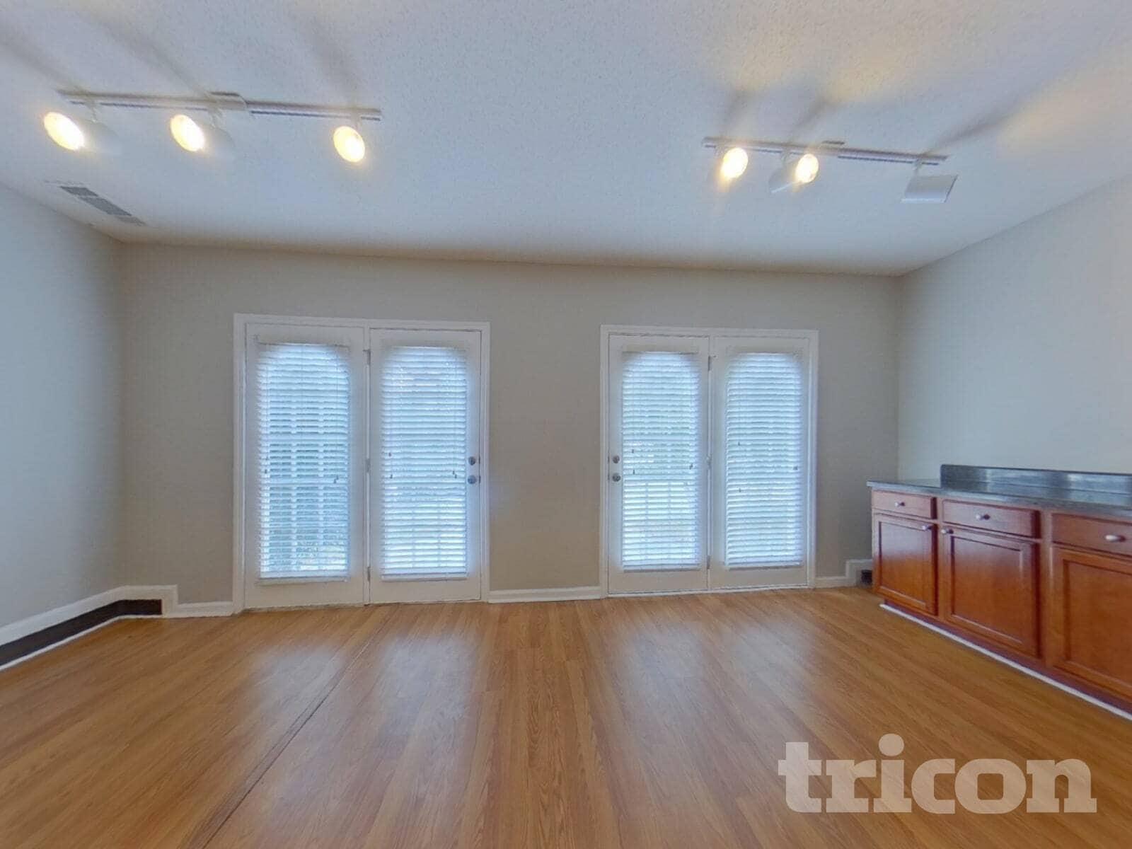 Building Photo - 6985 Borowood Ln