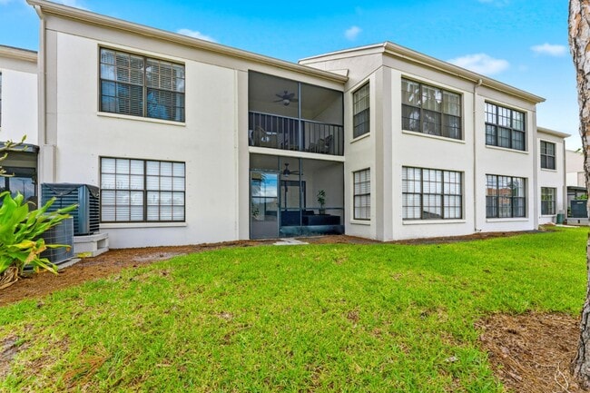 Building Photo - 2431 Heron Terrace