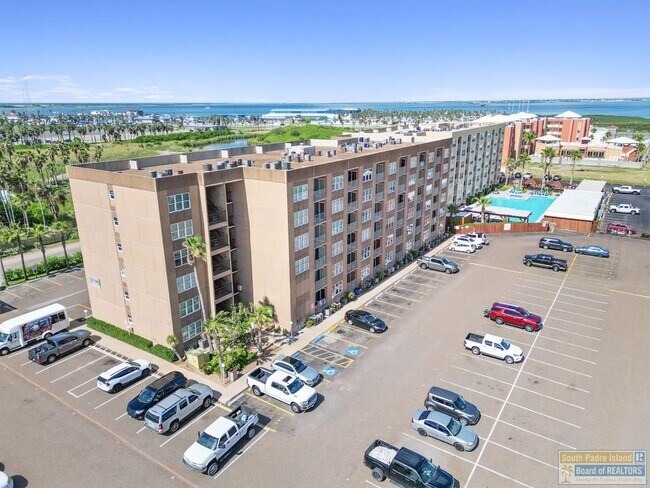 Building Photo - 130 Padre Blvd