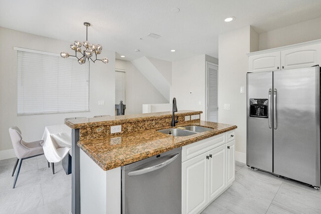 Building Photo - 3600 NW 5th Terrace