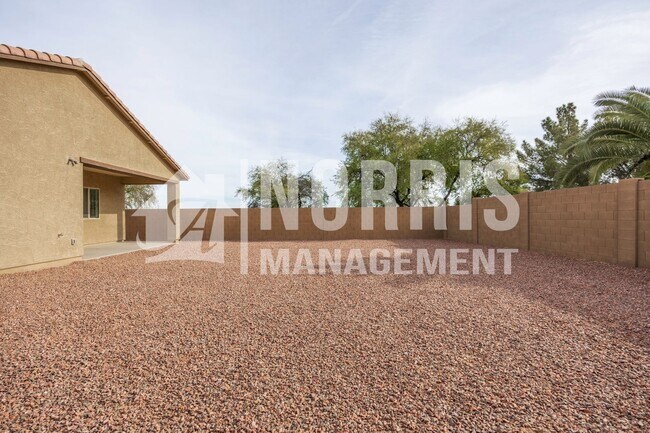 Building Photo - 519 E Rio Pl