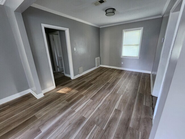Building Photo - 2067 Blakewood Pl